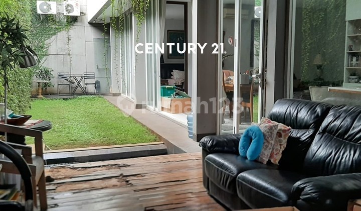 Dijual Rumah Hadap Utara Semi Furnished di Sektor 5 4127 Dijual Rumah Hadap Utara Semi Furnished di Sektor 5 4127