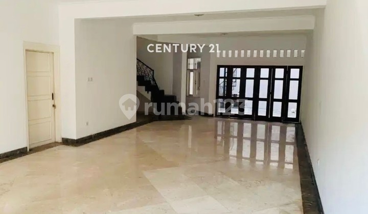 Rumah Bagus 2 Lantai di Jalan Praja Dalam Kebayoran Lama 7090 2