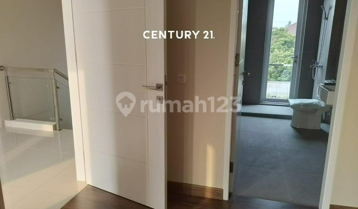 Modern Minimalist House in Simatupang Cluster, South Jakarta 7832 2