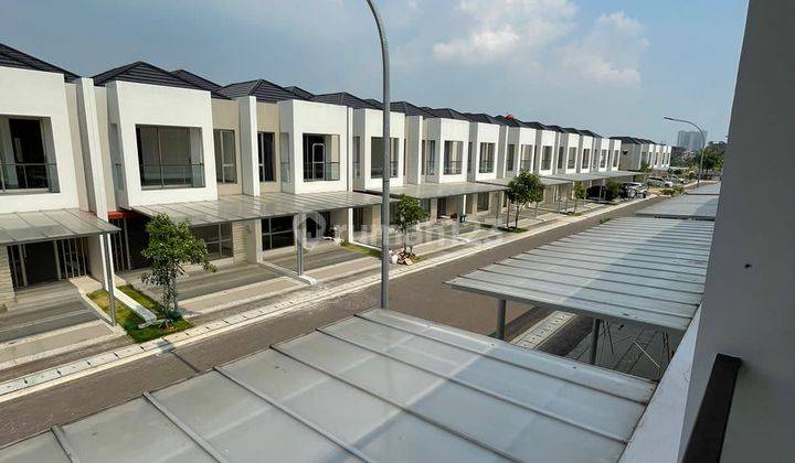 disewakan rumah  Baru cluster pik 2 siap huni lingkungan elit 1