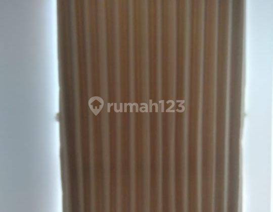 disewakan rumah lebar 3 kamar tidur pik 2 ada 3 ac kitchen set 2