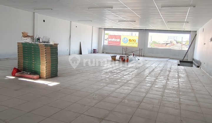 Strategic 2-Story Commercial Building (RUKO), Legok Main Road, 10m Wide, 200m² Land Area, in Front of Dasana Indah Residential Area, Tangerang 2