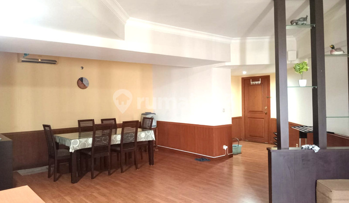 Taman Anggrek Condominium Full Furnished Jakarta Barat High Floor Tower 2 LB146 SHM 3+1KT 2+1KM View Central Park