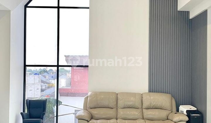 Beautiful Modern 3.5-Storey House in Bintaro Tangerang, Land 84m², Building 200m², SHM Certificate, 3+1 Bedrooms, 2+1 Bathrooms 2