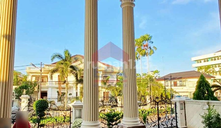 Rumah Interior Mewah Kawasan Ekslusif Tengah Kota di Suprapto 2