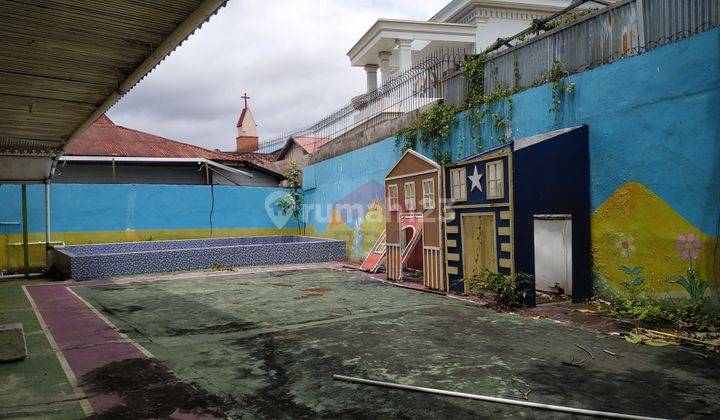 Rumah  Lokasi Strategis, Tengah Kota, Halaman Luas, Bebas Banjir 4