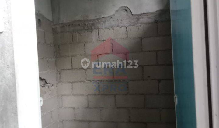 Ruko Parit No 2 Lokasi Strategis di Tepi Jalan 8