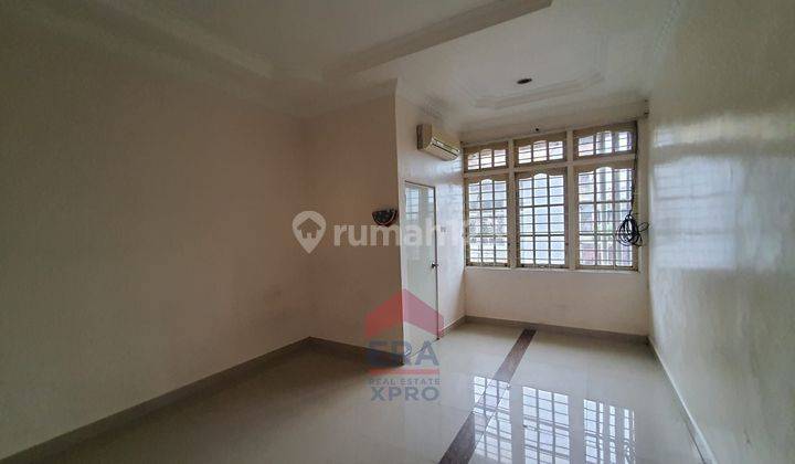 Ruko Siap Huni Tengah Kota di Jl.setia Budi  4