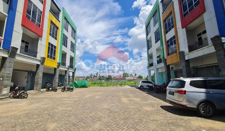 Tanah Lokasi Strategis Siap Bangun Dan Parkir Luas di Uray Bawadi 1