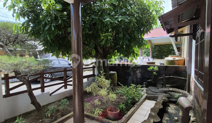 Rumah Terawat 5 Kamar 2 Lantai  Akses Mudah Kawasan Kota di Perdana 2