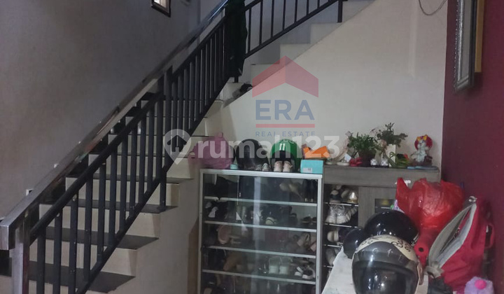 Rumah Terawat 2 Lantai Pontianak Kota di Prof M Yamin Siap Huni 2