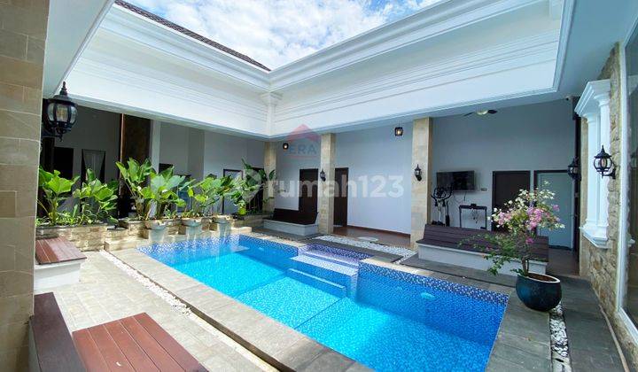 Rumah Fully Furnished Konsep Villa di Pontianak Kota 1