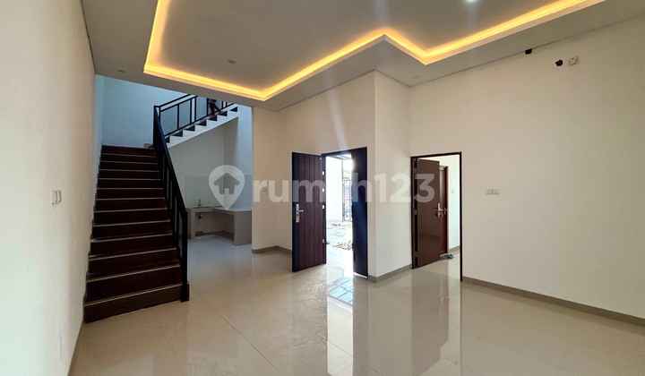 Gak Sampe 4M An Brand New House di Tebet 2