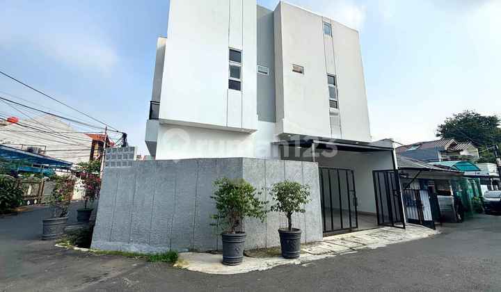 Gak Sampe 4M An Brand New House di Tebet