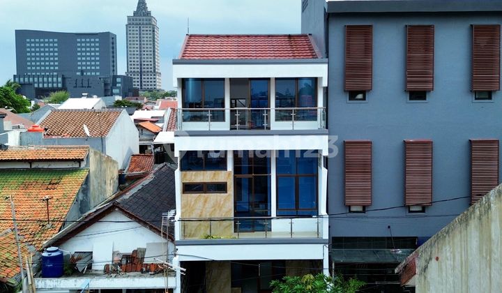 Hanya 3M - An Saja! Brand New House Tebet Hanya 3M - An Saja! Brand New House Tebet