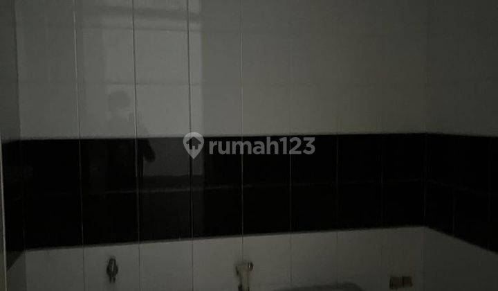 Ruko G Walk Surabaya Kontrak Murah Strategis 7