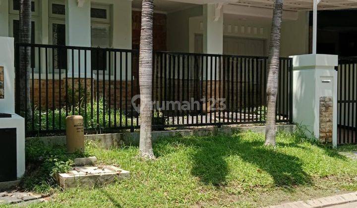 DIJUAL RUMAH SIAP HUNI LANTAI GRANIT GRAHA FAMILY 1