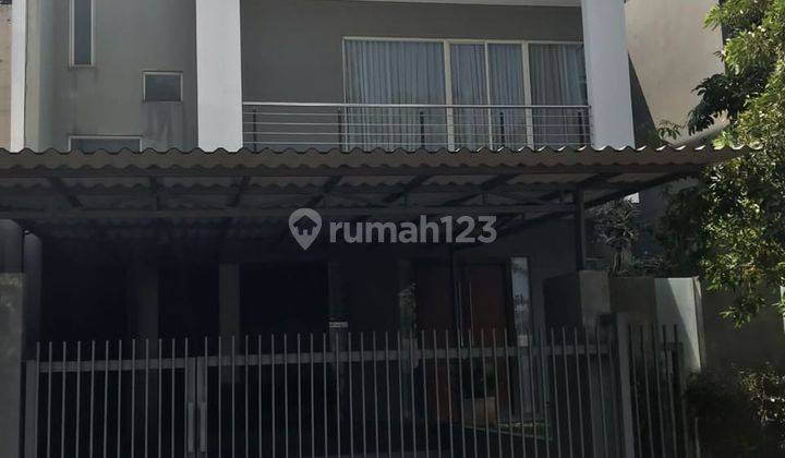 DIJUAL RUMAH SEMI FURNISHED GRAHA FAMILY 1