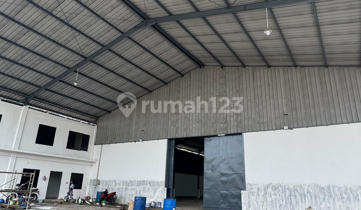 SEWA GUDANG KALIANAK SURABAYA SIAP HUNI HABIS RENOV