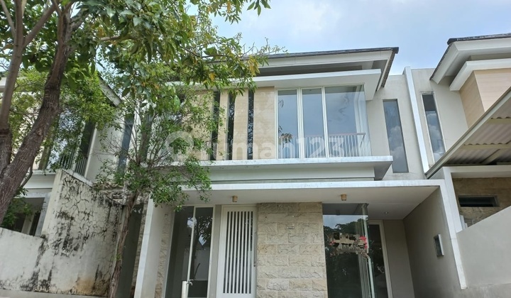 JUAL RUMAH CITRALAND SURABAYA MURAH 2 LANTAI DEKAT PASAR MODERN