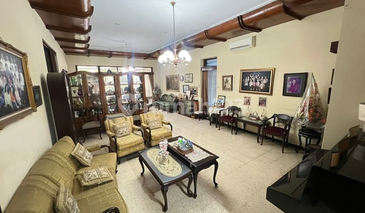 Dijual Rumah Dipusat Kota Surabaya 2