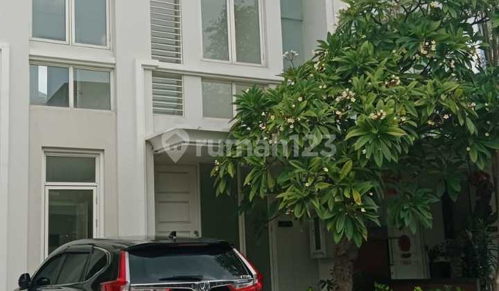 DIJUAL RUMAH TYPE HENLEY MURAH STRATEGIS GRAND PAKUWON 1