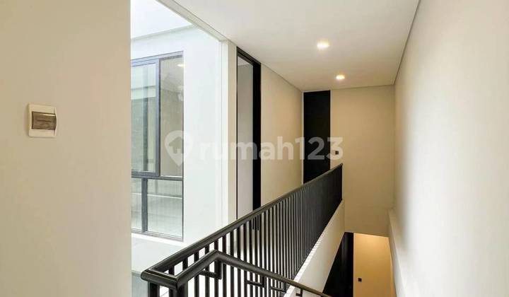 Modern, Tegas, dan Mewah Tanpa Berlebihan. 2