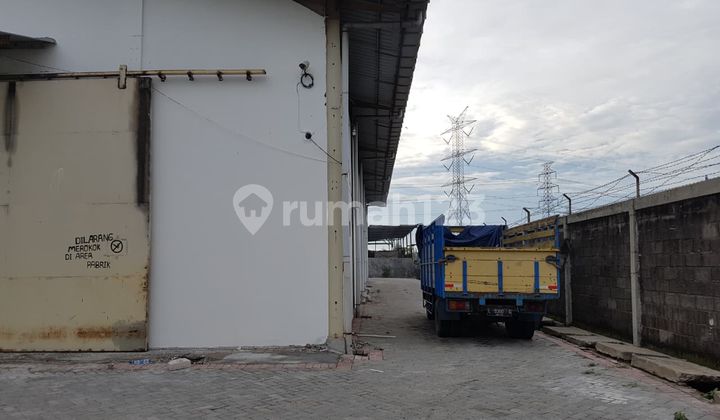 FOR SALE EX-FACTORY KEPATIHAN INDUSTRY CHEAP 40-FOOT TRUCK CAN ENTER FOR SALE EX-FACTORY KEPATIHAN INDUSTRY CHEAP 40-FOOT TRUCK CAN ENTER