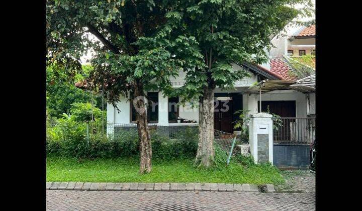 Rumah Mewah Graha Family Surabaya Posisi Hook 2