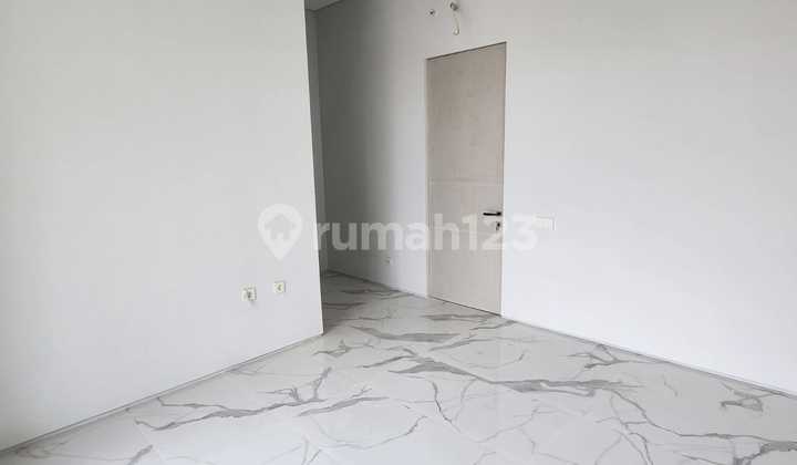 Dijual Rumah 1.75 M Finishing Rapi Mewah 2