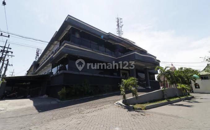 Dijual Hotel Bintang 3+RUKO Cocok Untuk Invest