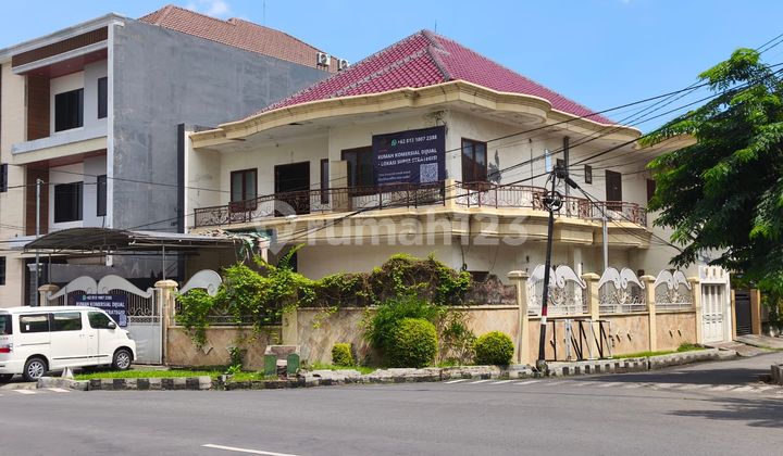 House for Sale in West Surabaya, Raya Darmo Permai 1