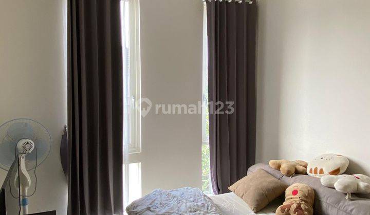 Dijual Rumah Semi Furnished Grand Pakuwon Selangkah Ke Margomulyo 2