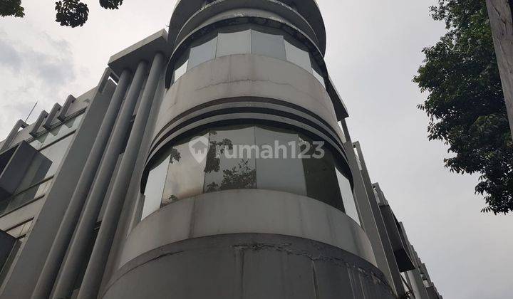Gedung Perkantoran di Jl. Buah Batu Bandung,  4