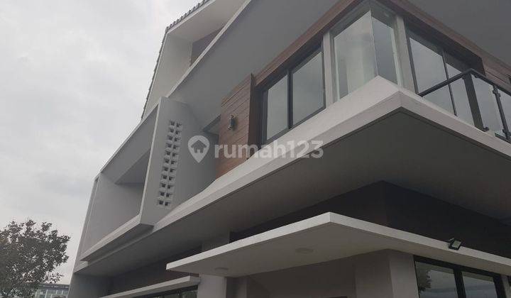 Rumah Baru 4lt di Jl Sukadamai Sukajadi Bandung  1