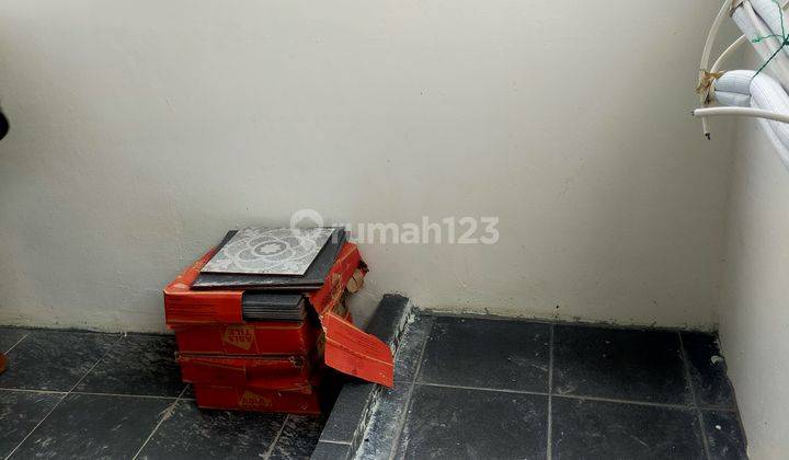 DISEWAKAN RUMAH 3 LT, DAERAH DEKAT TANAH SEREAL KOTA (BARU SELESAI RENOV). LANTAI DASAR PLONG (BISA UTK USAHA KULINER DLL) 13