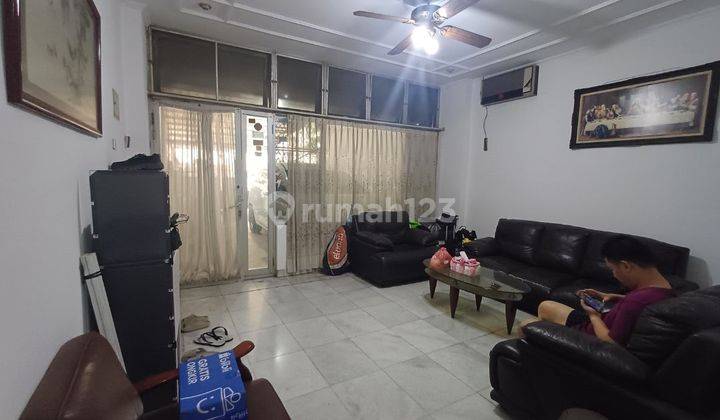 Dijual Murah: Rumah 4 Lantai Daerah Pejagalan, Jakarta Barat.  2