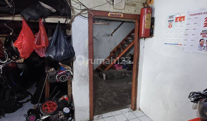 Dijual Murah: Hitung Tanah Saja Bangunan 2 Lantai Di Jembatan Lima 1