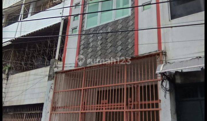 Disewakan Murah Ruko 3 Lantai Di Dekat Perniagaan, Kota 1