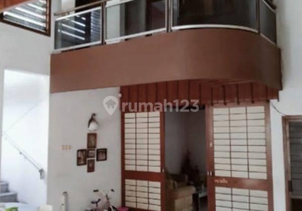 Dijual Rumah SHM di Manyar Rejo, Surabaya 2