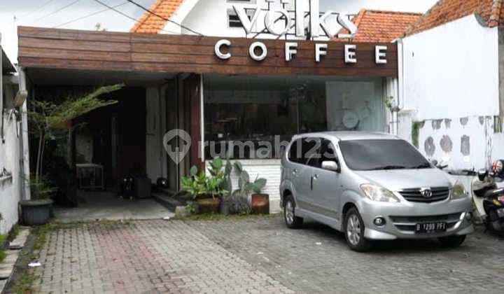 Rumah Tengah Kota Surabaya, Dekat Alun-Alun+Mall