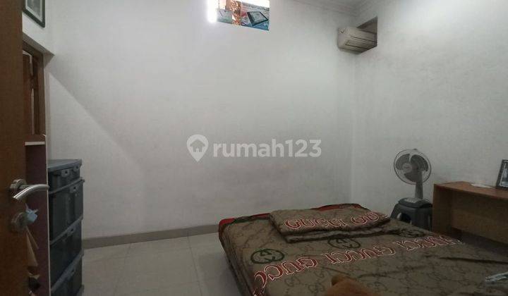 Dijual Rumah Furnish Bagus 2.5 Lantai Di Citra 1 2