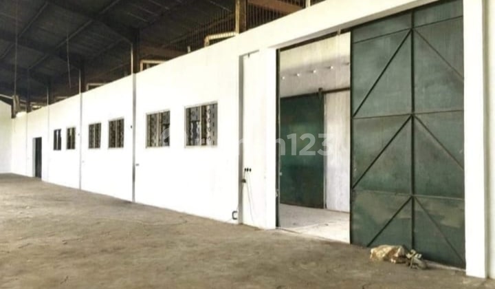 For Rent: Spacious Warehouse 3,435m² in Batuceper, Tangerang For Rent: Spacious Warehouse 3,435m² in Batuceper, Tangerang