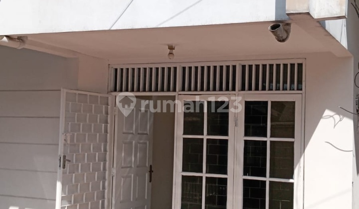 Disewakan Rumah Citra 1 Row Jalan Luas Disewakan Rumah Citra 1 Row Jalan Luas