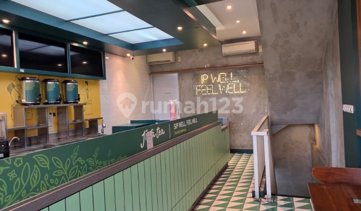 For Rent/For Sale 3-Story Shophouse in Citra 6