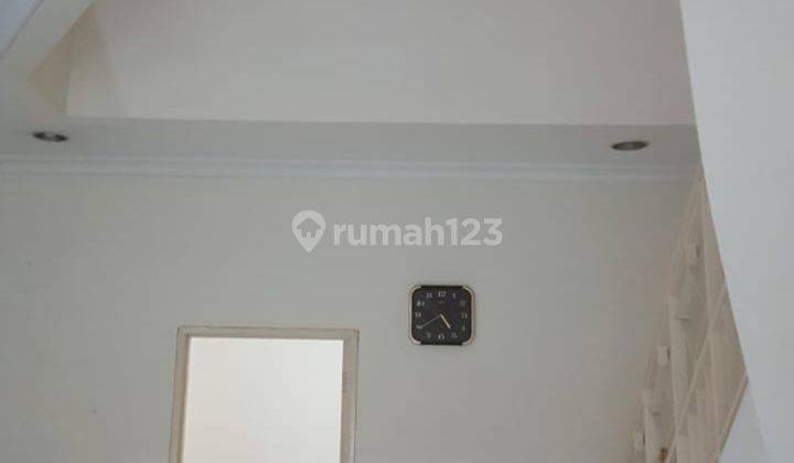 Dijual rumah siap huni di Taman Surya 5 2