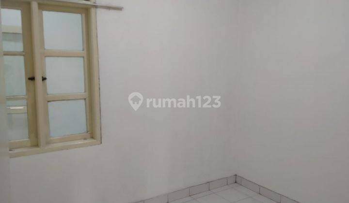 Dijual rumah rapih siap huni di Taman Palem 2