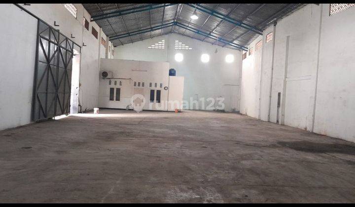 Disewakan Gudang (LT 500m²) di Jurumudi Tangerang.Akses contener 20 feet 1