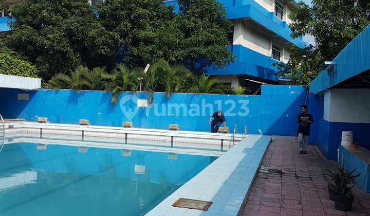 Dijual Sekolah Katolik Hanya 1 Km Dr Jalan Raya Di Cengkareng