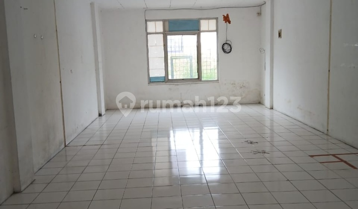 For Rent: Boulevard Shop House in Taman Palem 2